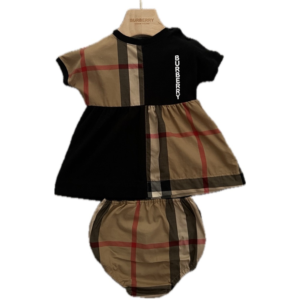 Burberry Baby Girl 2 Piece Set